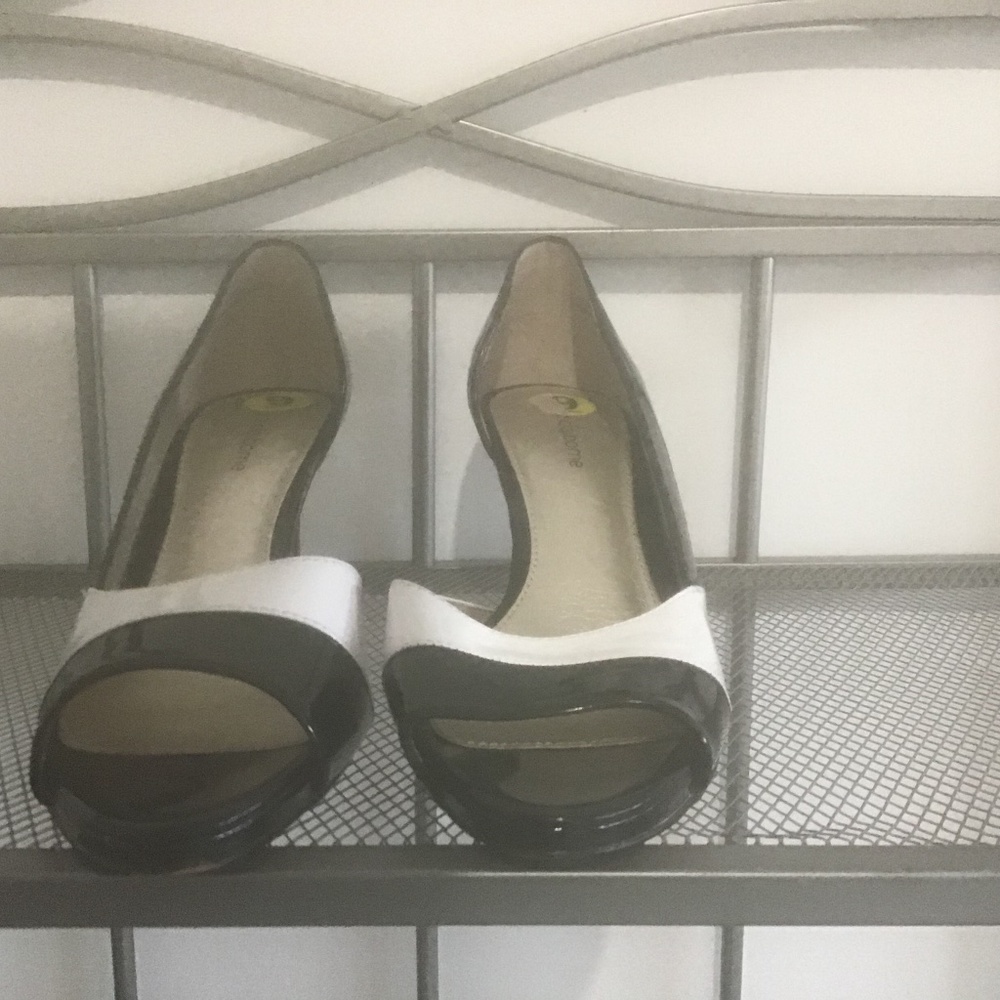 Women’s shoes